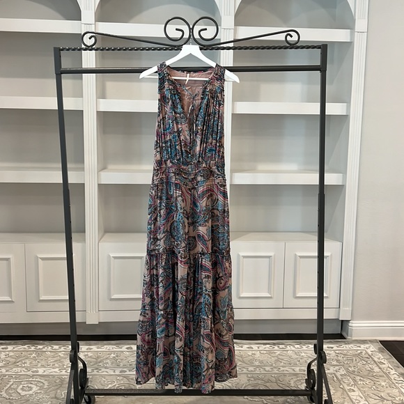 Free People Metallic Tan Gold Dust Jumpsuit Wide Leg Smocked Lined M  NWOT - Picture 5 of 16